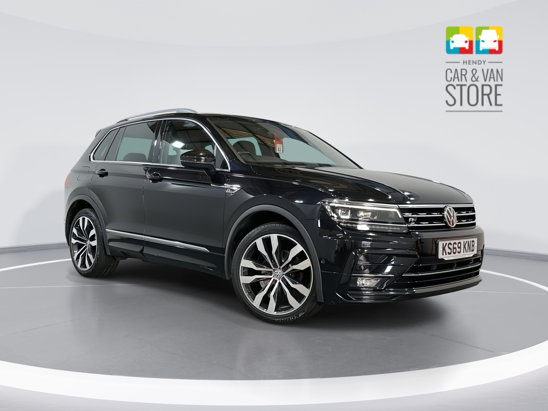 Main listing image - Volkswagen Tiguan