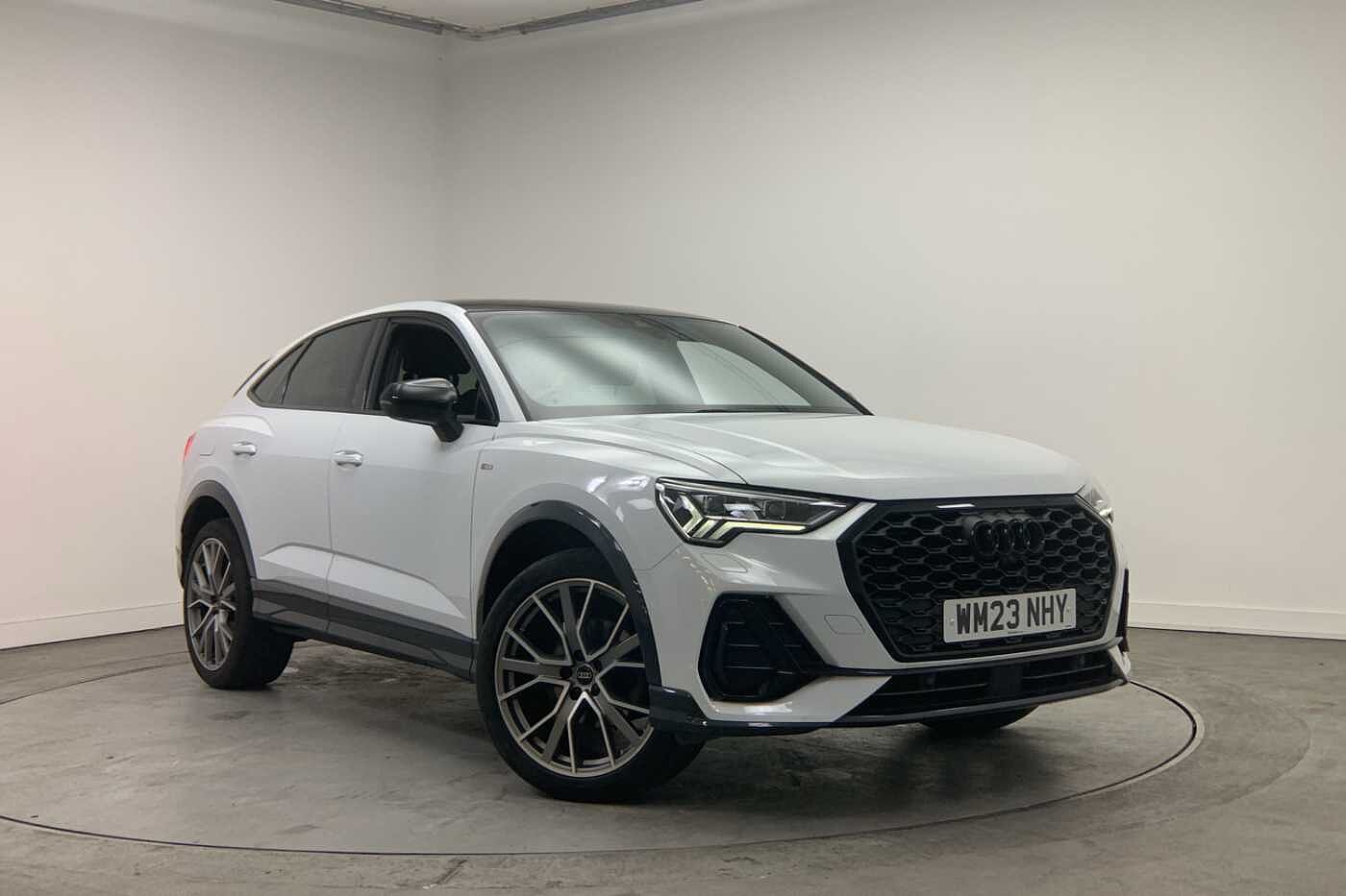 Main listing image - Audi Q3