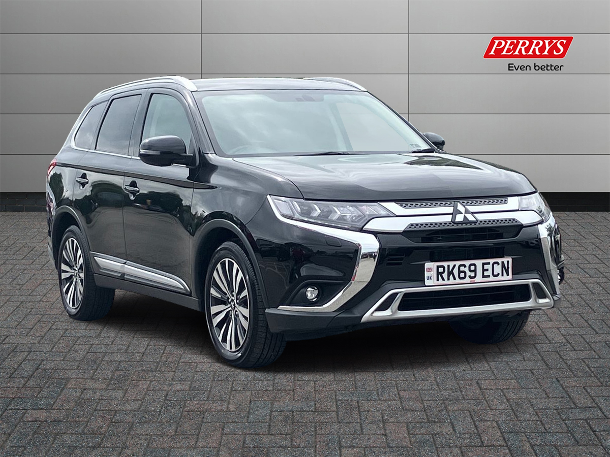 Main listing image - Mitsubishi Outlander