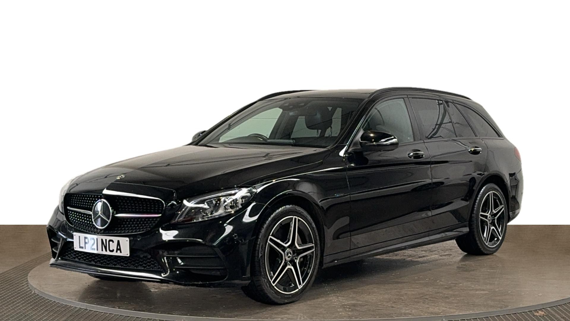 Main listing image - Mercedes-Benz C-Class Estate