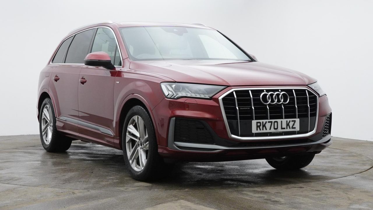 Main listing image - Audi Q7