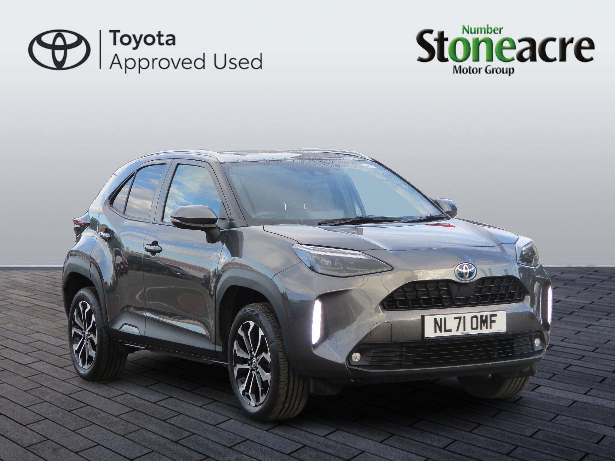 Main listing image - Toyota Yaris Cross