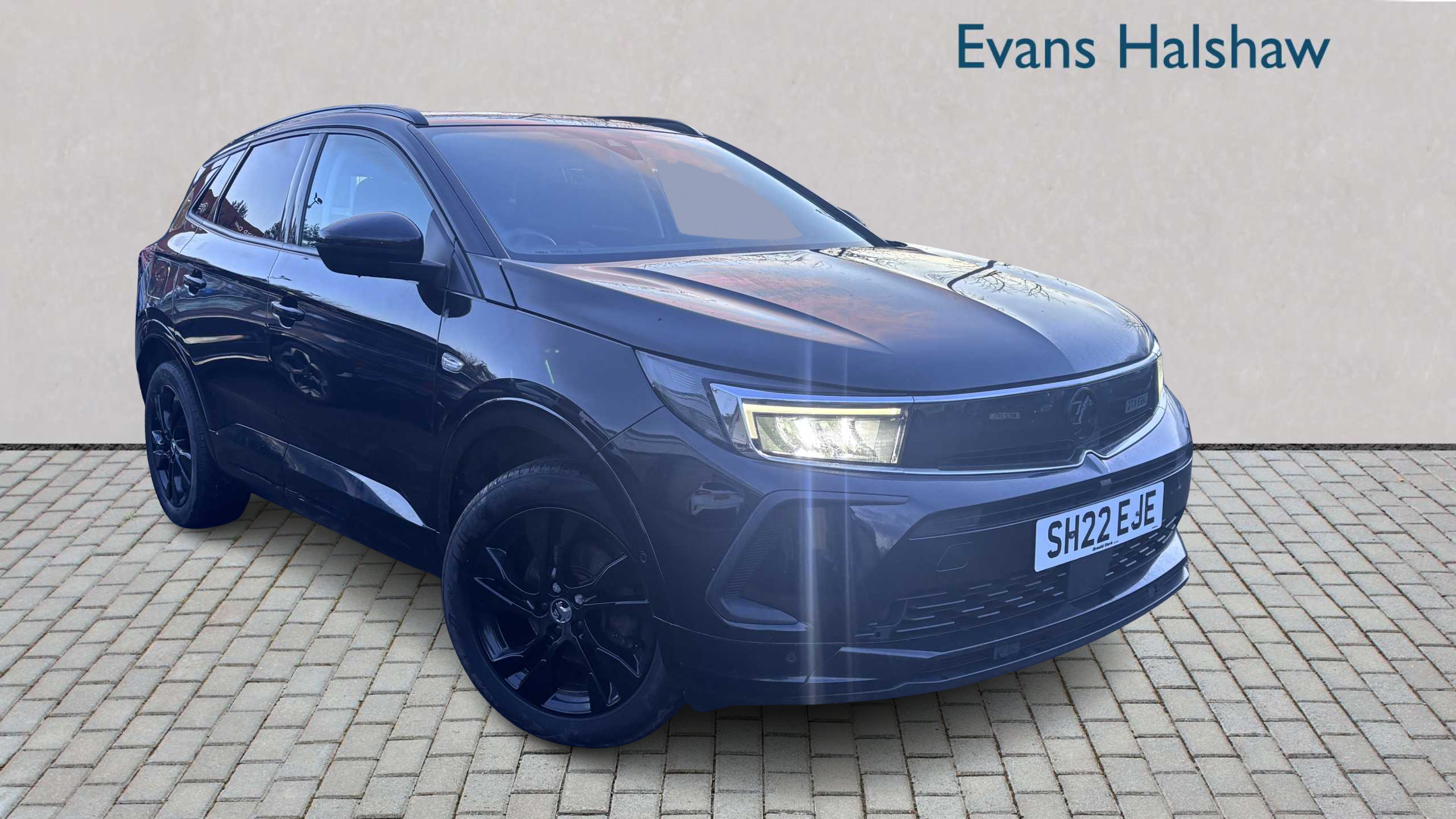 Main listing image - Vauxhall Grandland