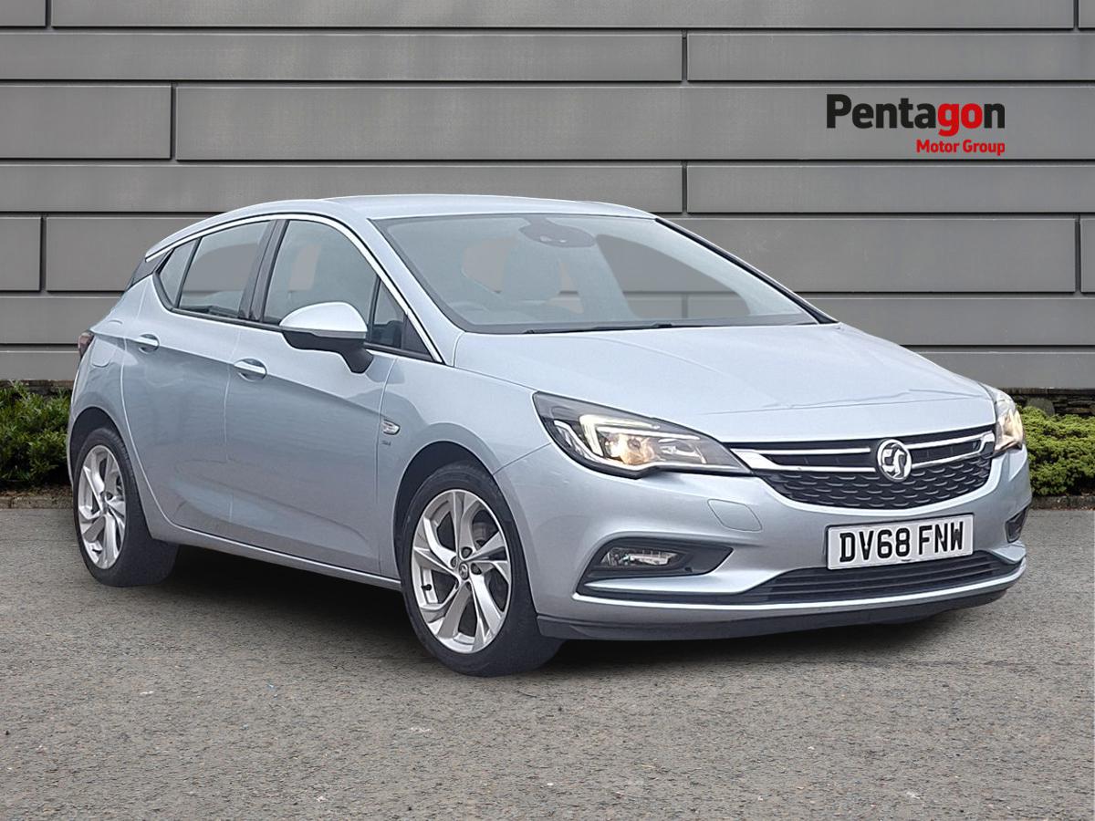 Main listing image - Vauxhall Astra