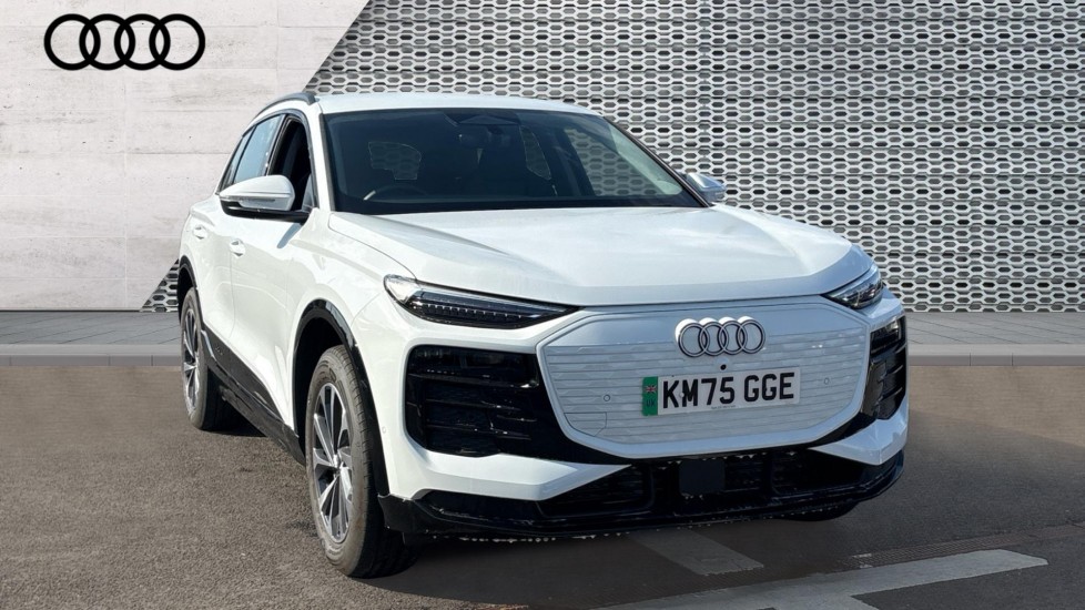 Main listing image - Audi Q6