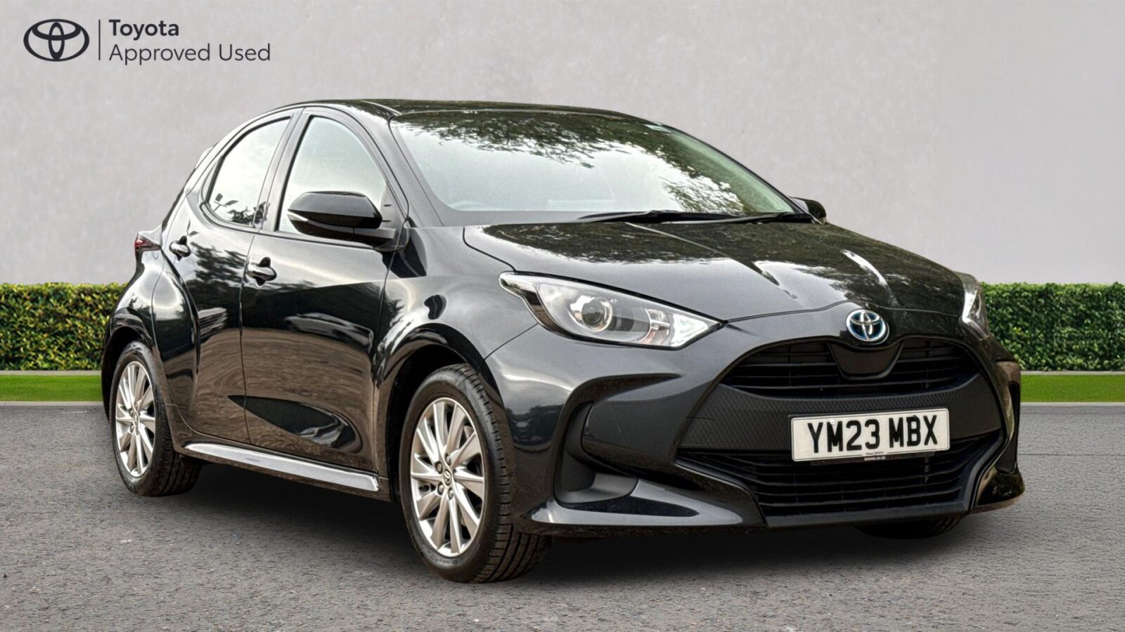 Main listing image - Toyota Yaris