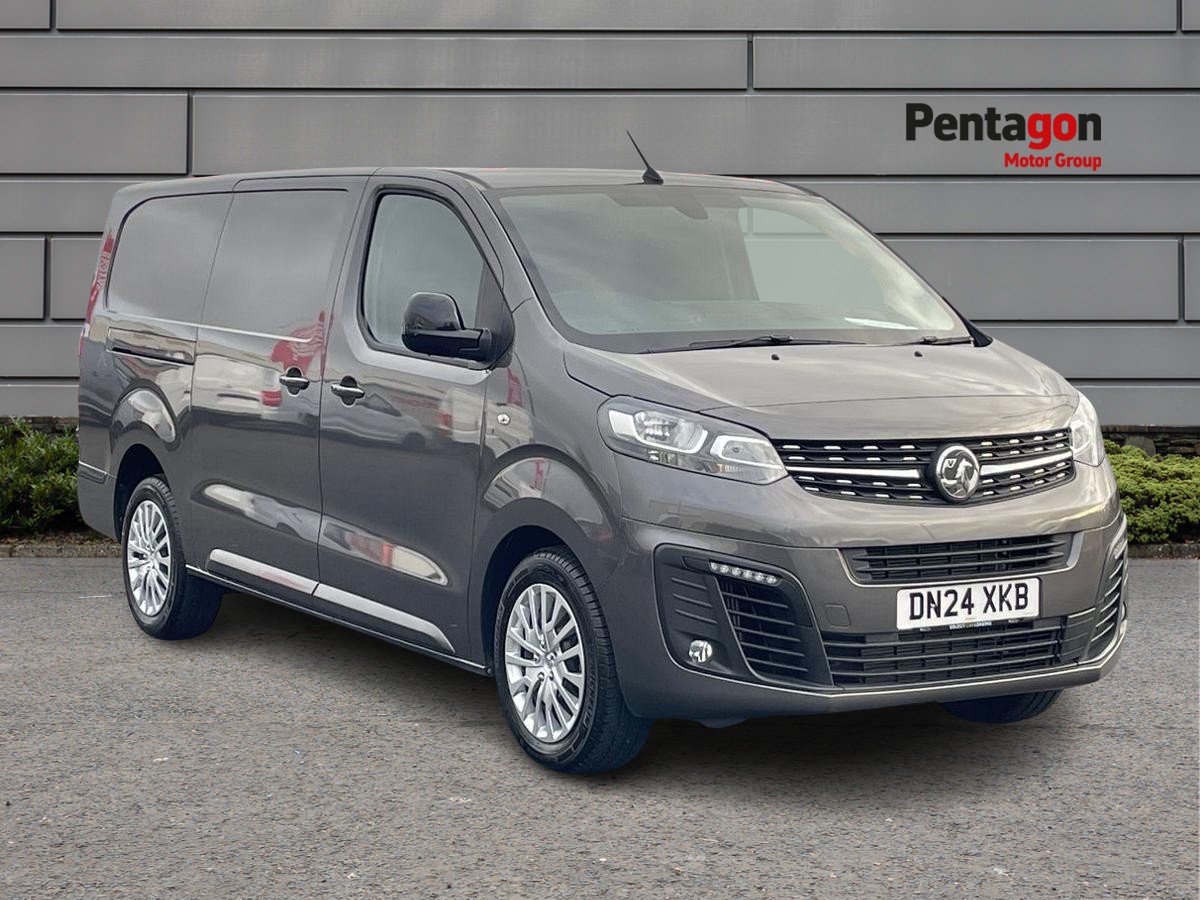 Main listing image - Vauxhall Vivaro