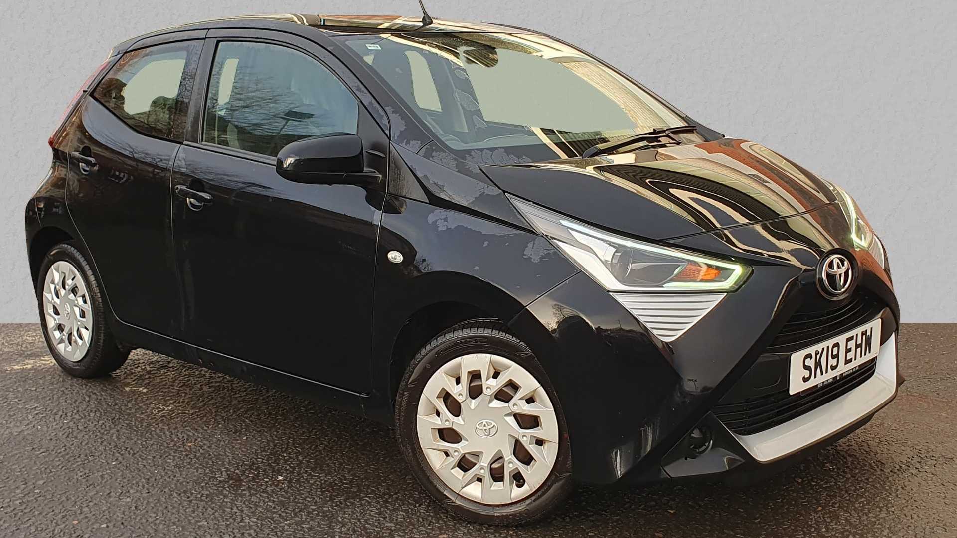 Main listing image - Toyota Aygo