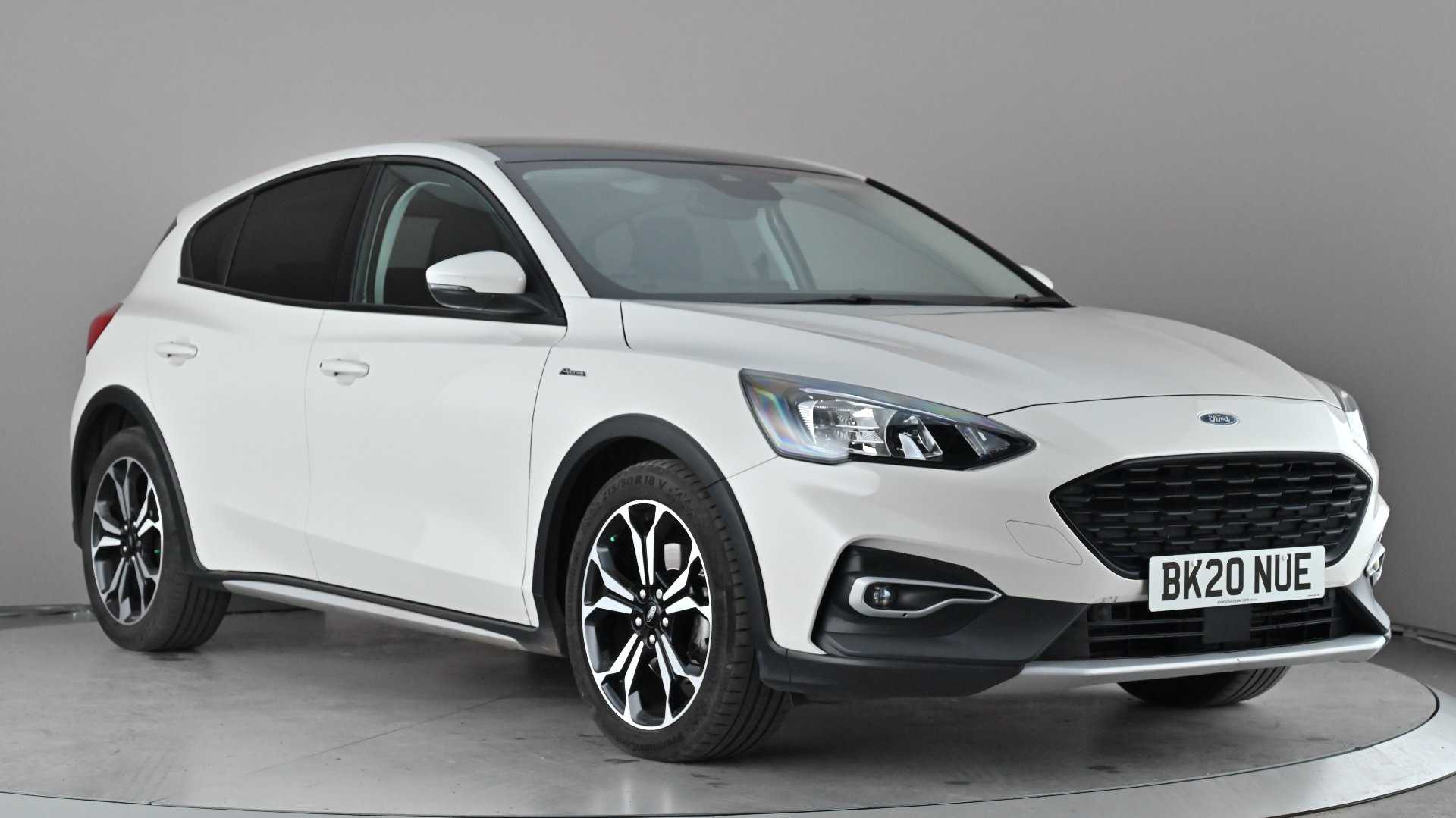 Main listing image - Ford Focus Active