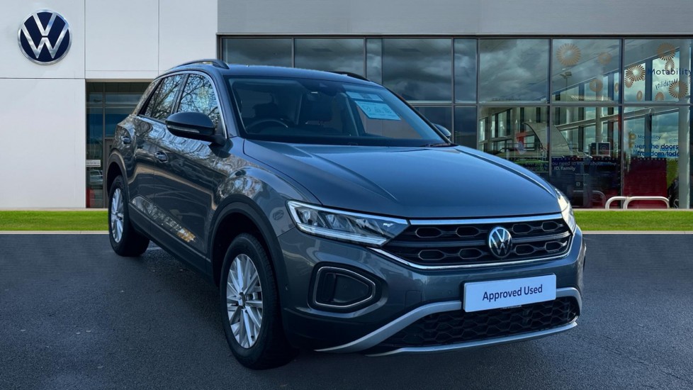 Main listing image - Volkswagen T-Roc
