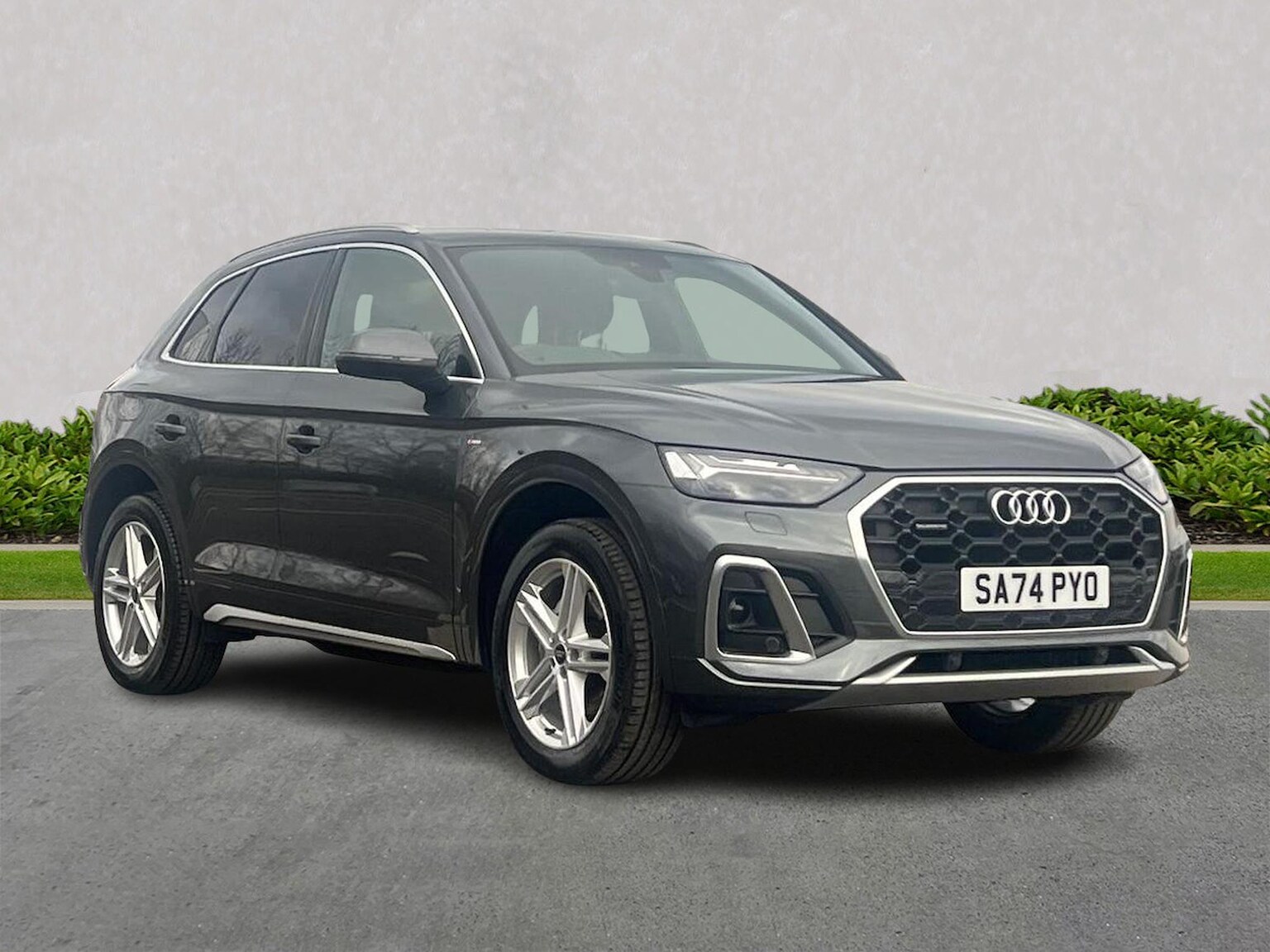 Main listing image - Audi Q5