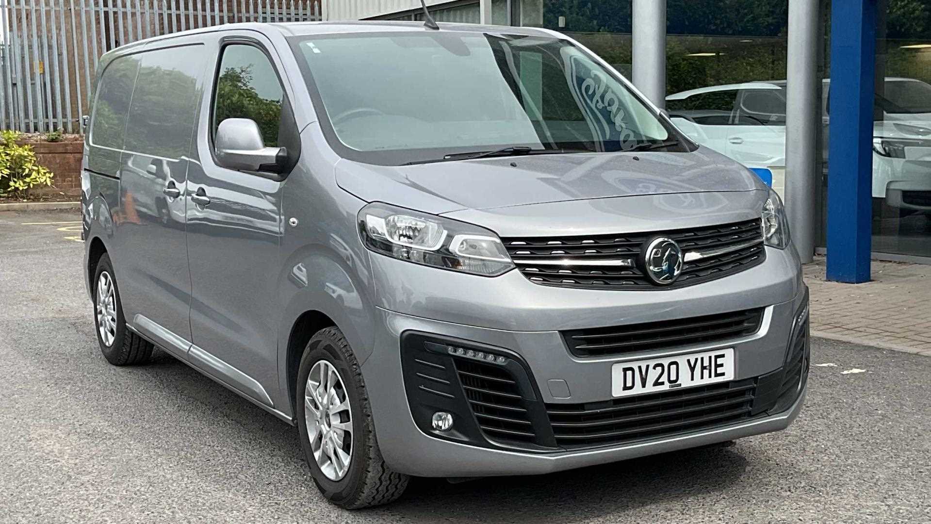 Main listing image - Vauxhall Vivaro