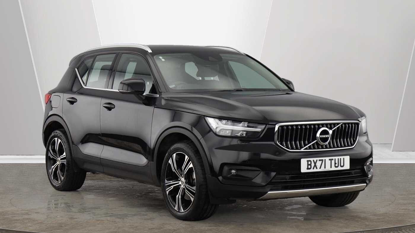 Main listing image - Volvo XC40