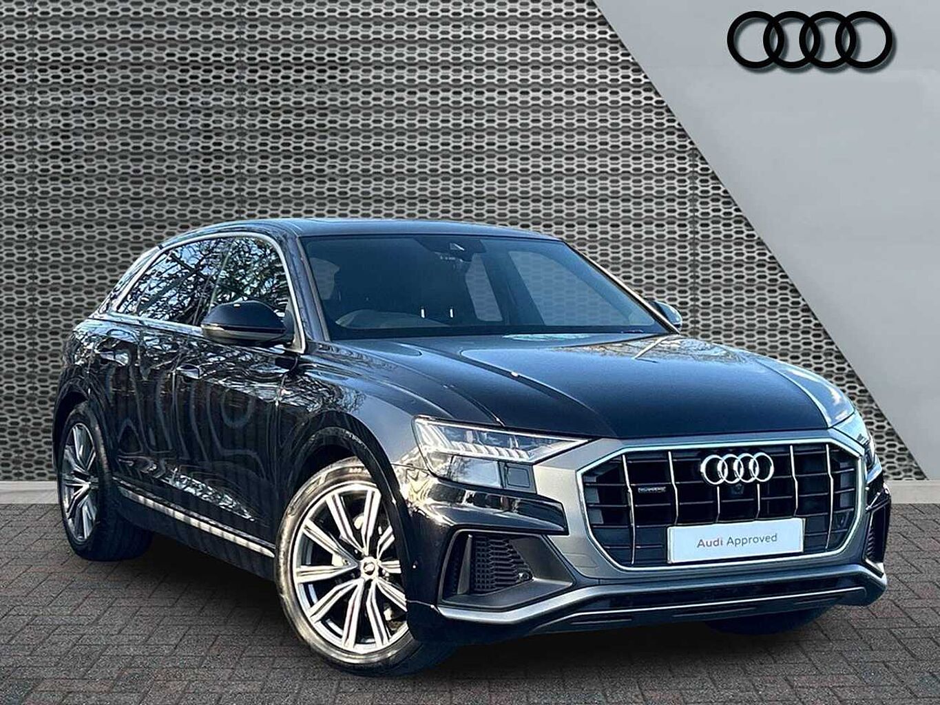 Main listing image - Audi Q8