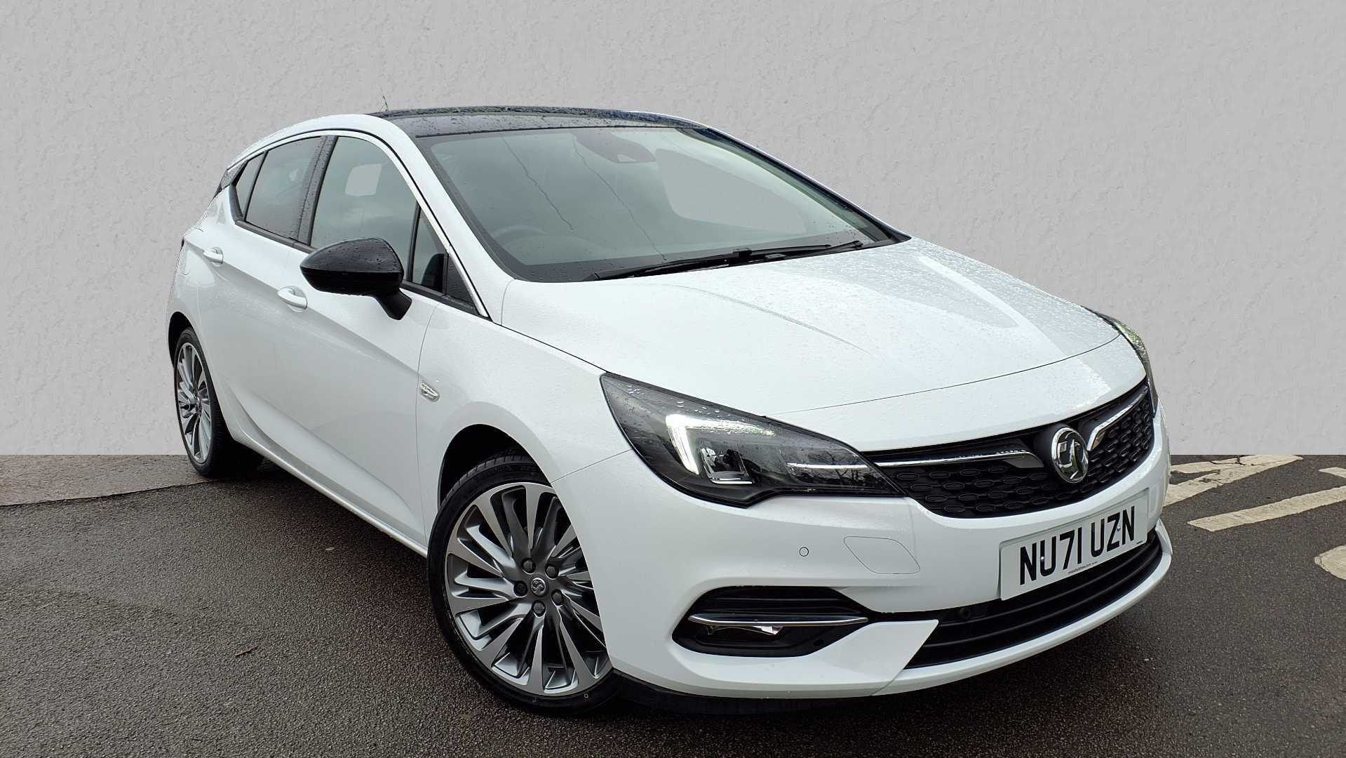 Main listing image - Vauxhall Astra