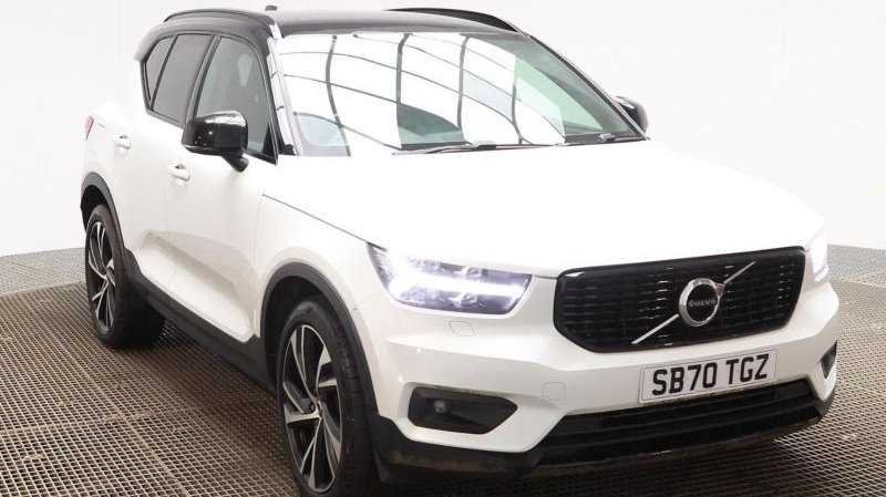 Main listing image - Volvo XC40