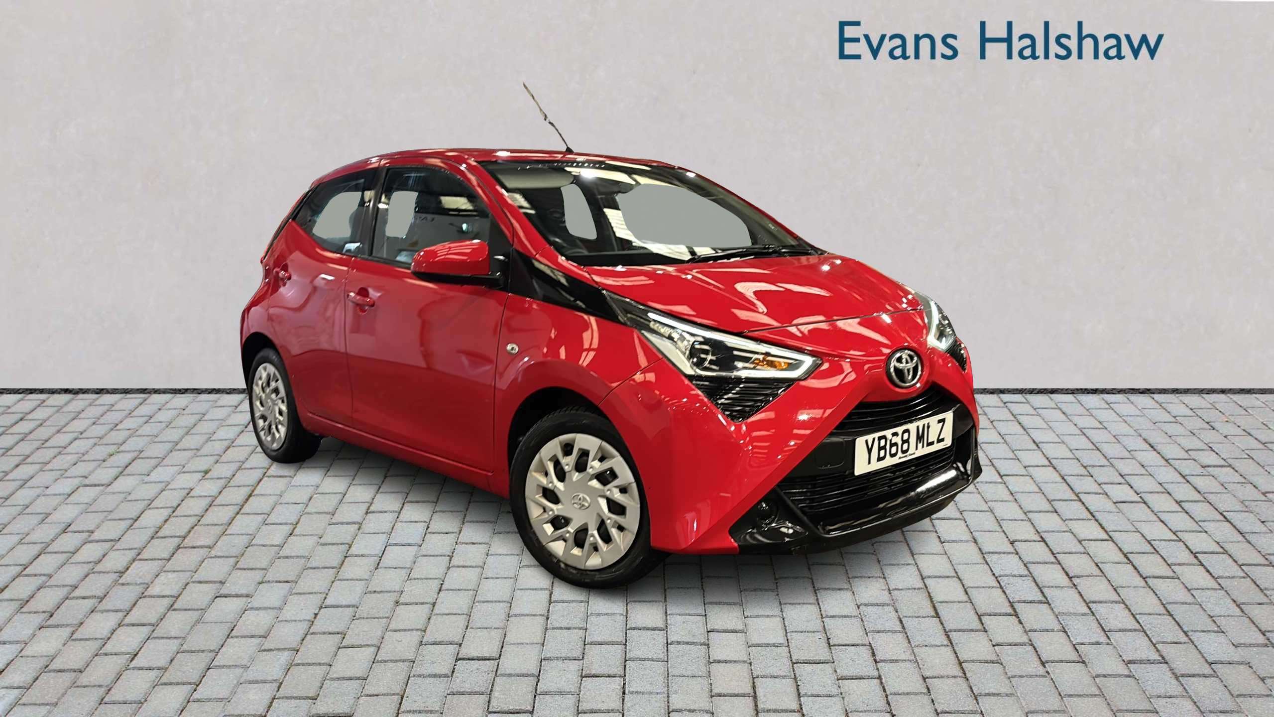 Main listing image - Toyota Aygo