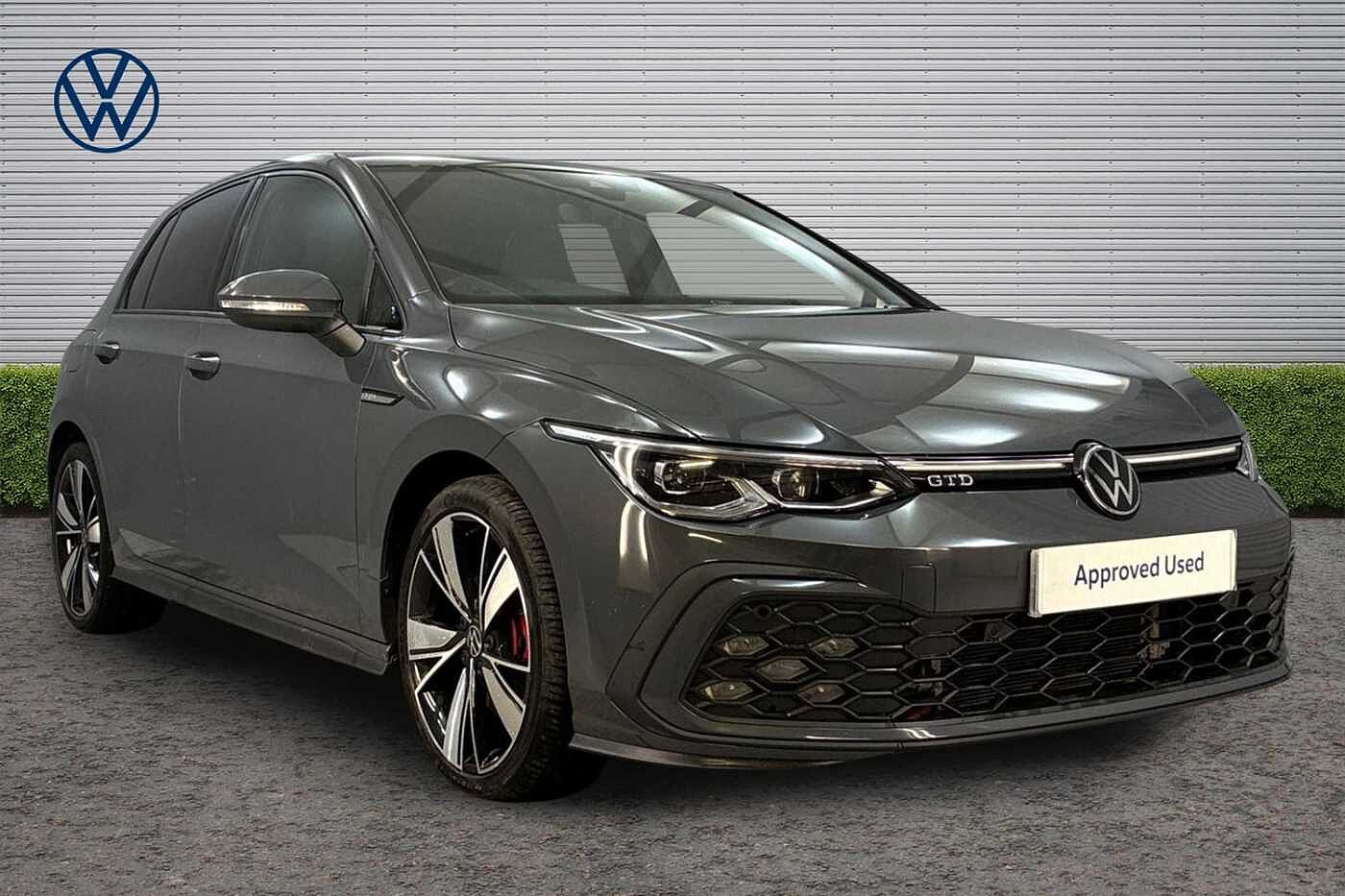 Main listing image - Volkswagen Golf