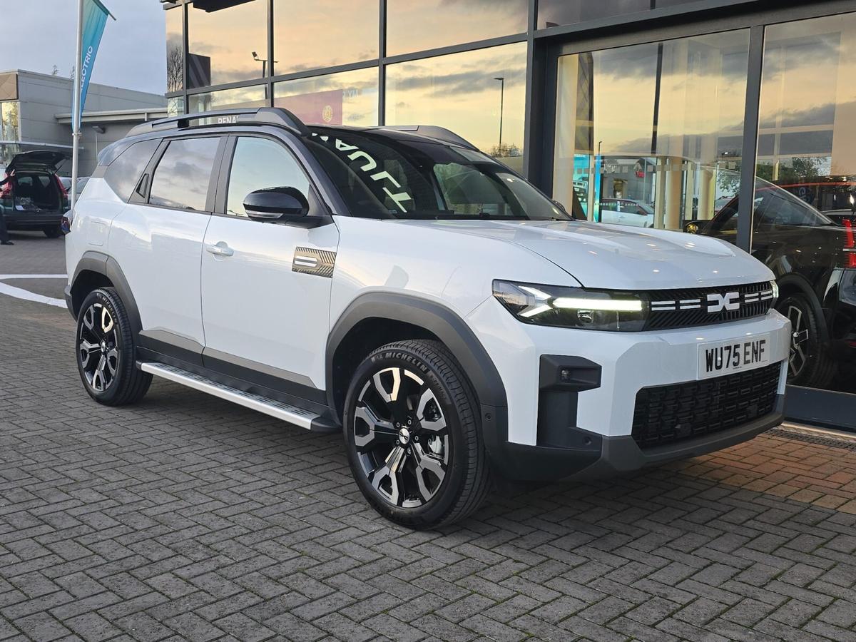 Main listing image - Dacia Journey