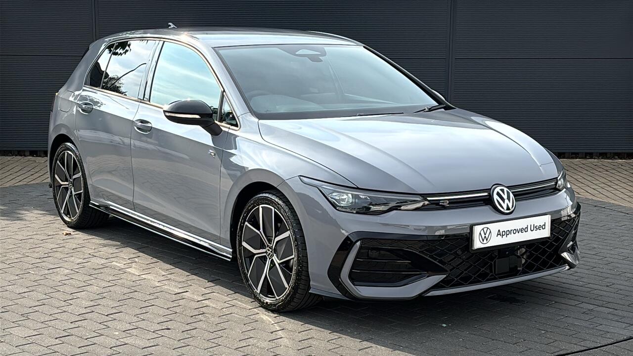 Main listing image - Volkswagen Golf