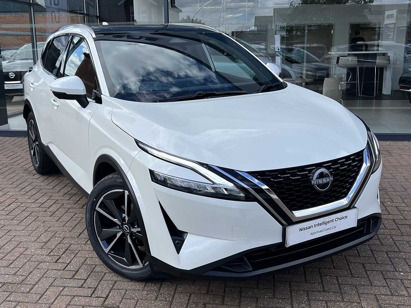 Main listing image - Nissan Qashqai