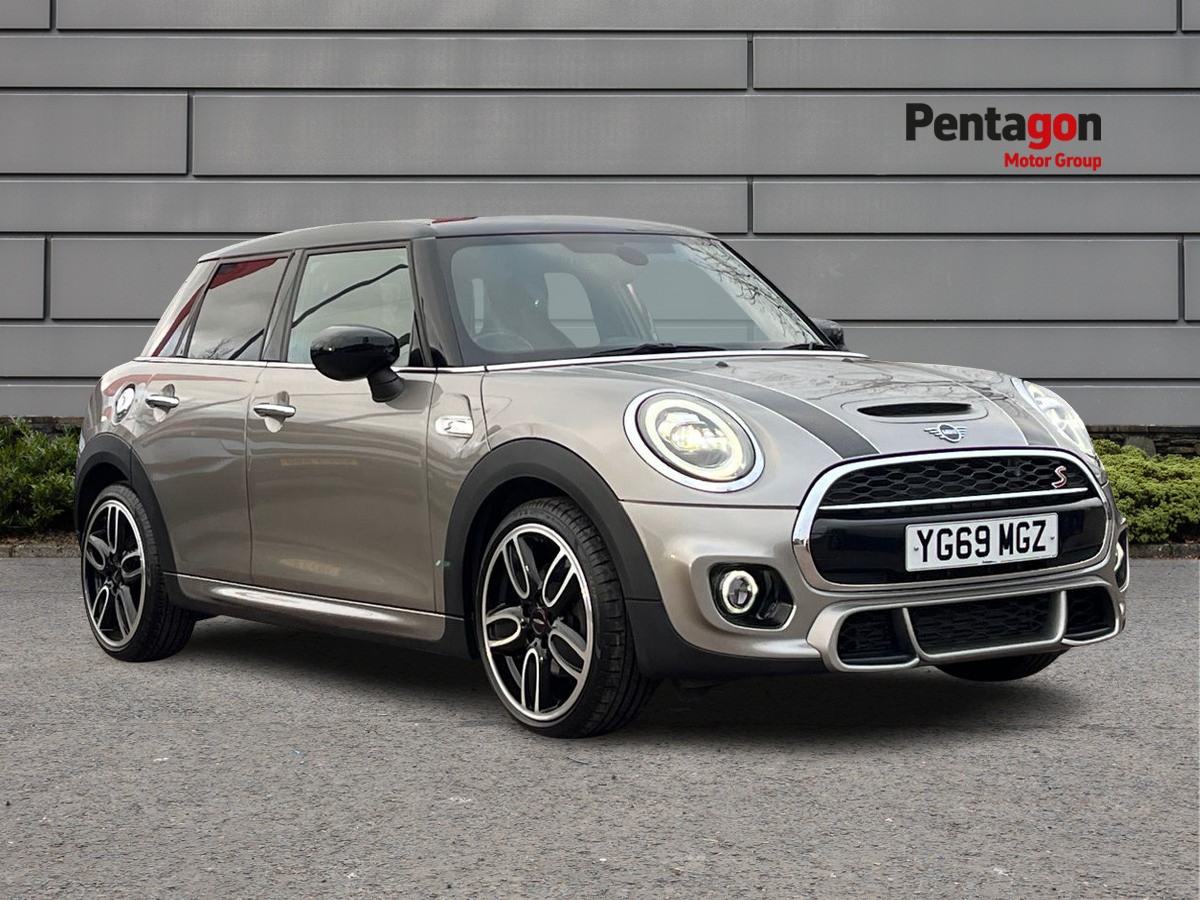 Main listing image - MINI Hatchback 5dr