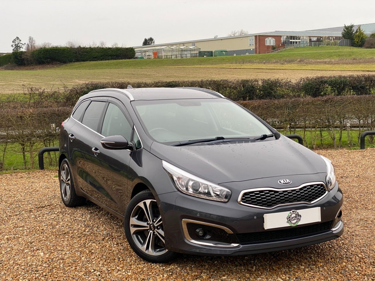 Main listing image - Kia Ceed SW