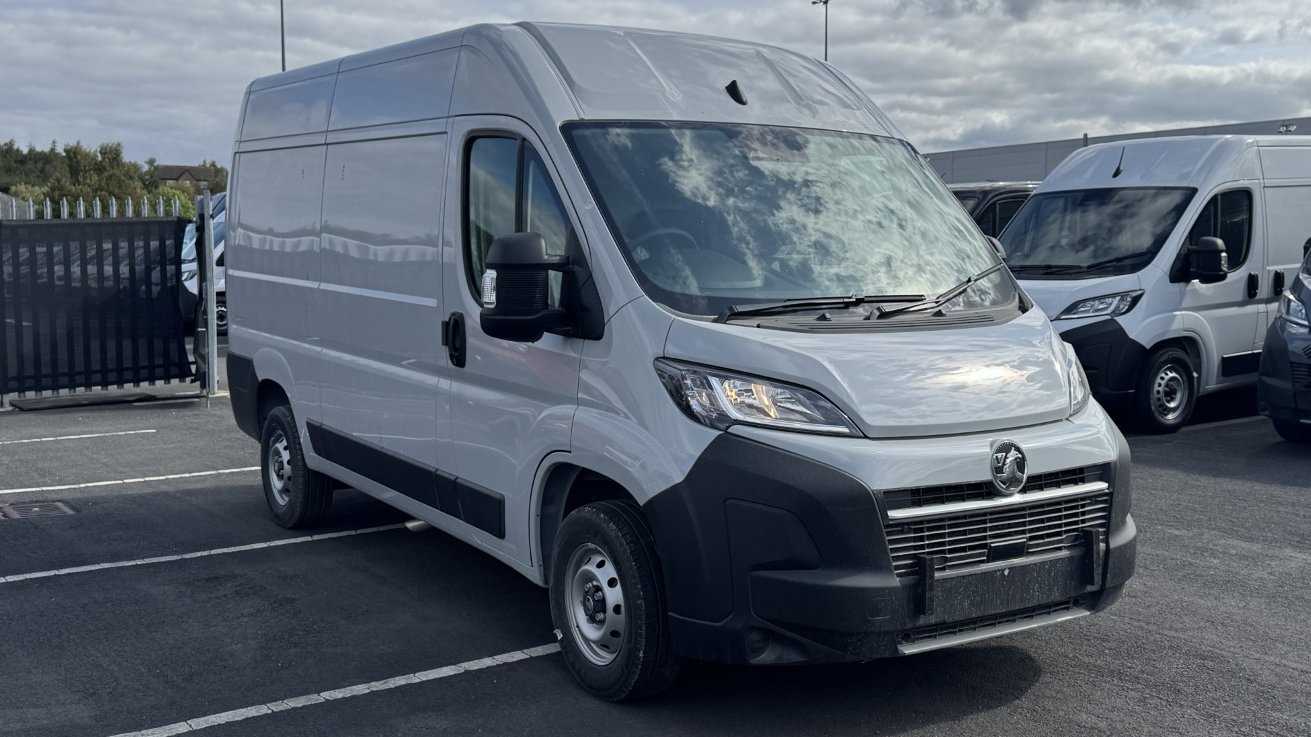 Main listing image - Vauxhall Movano
