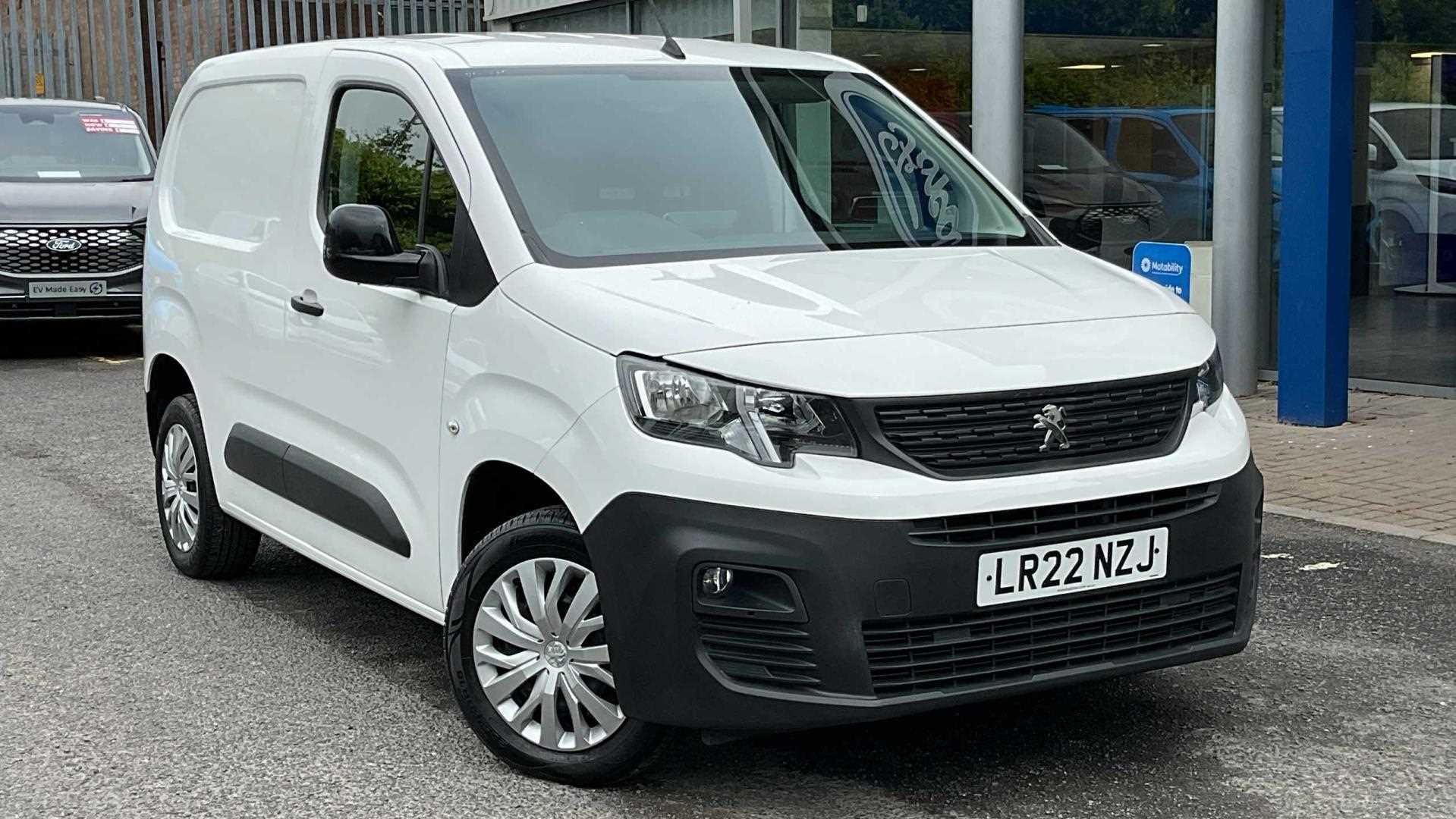 Main listing image - Peugeot Partner