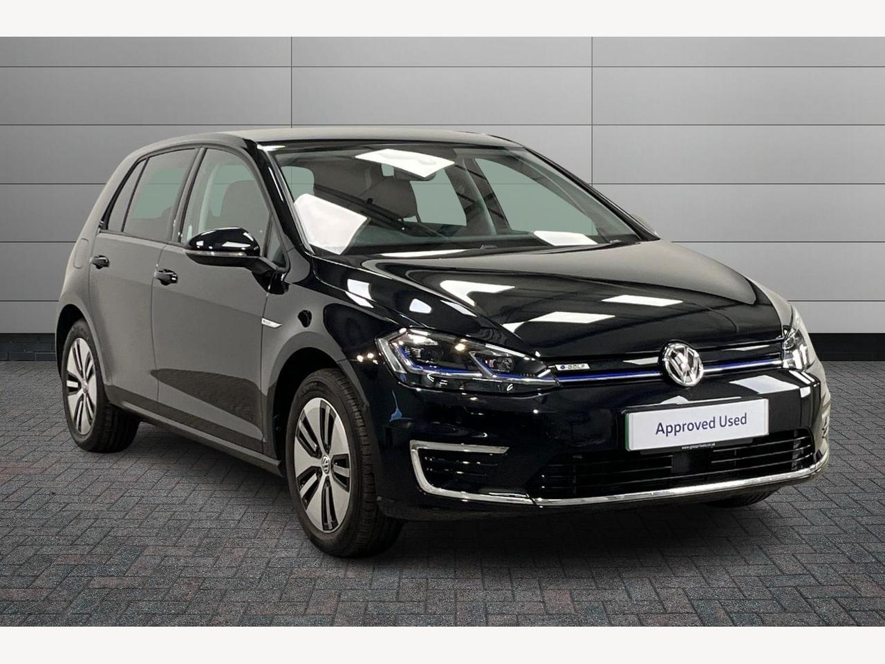 Main listing image - Volkswagen e-Golf