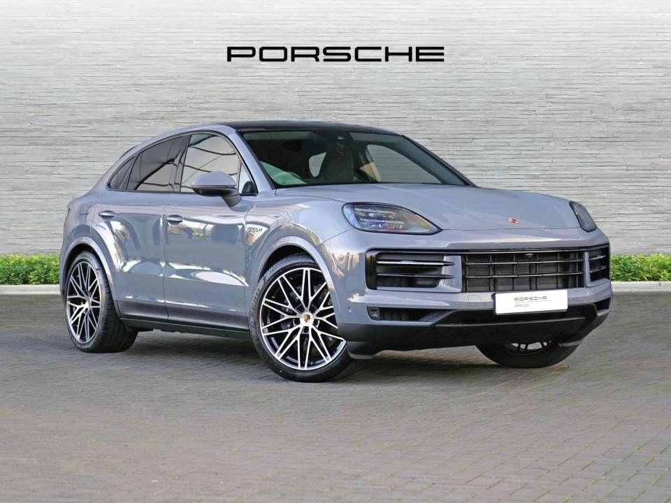 Main listing image - Porsche Cayenne