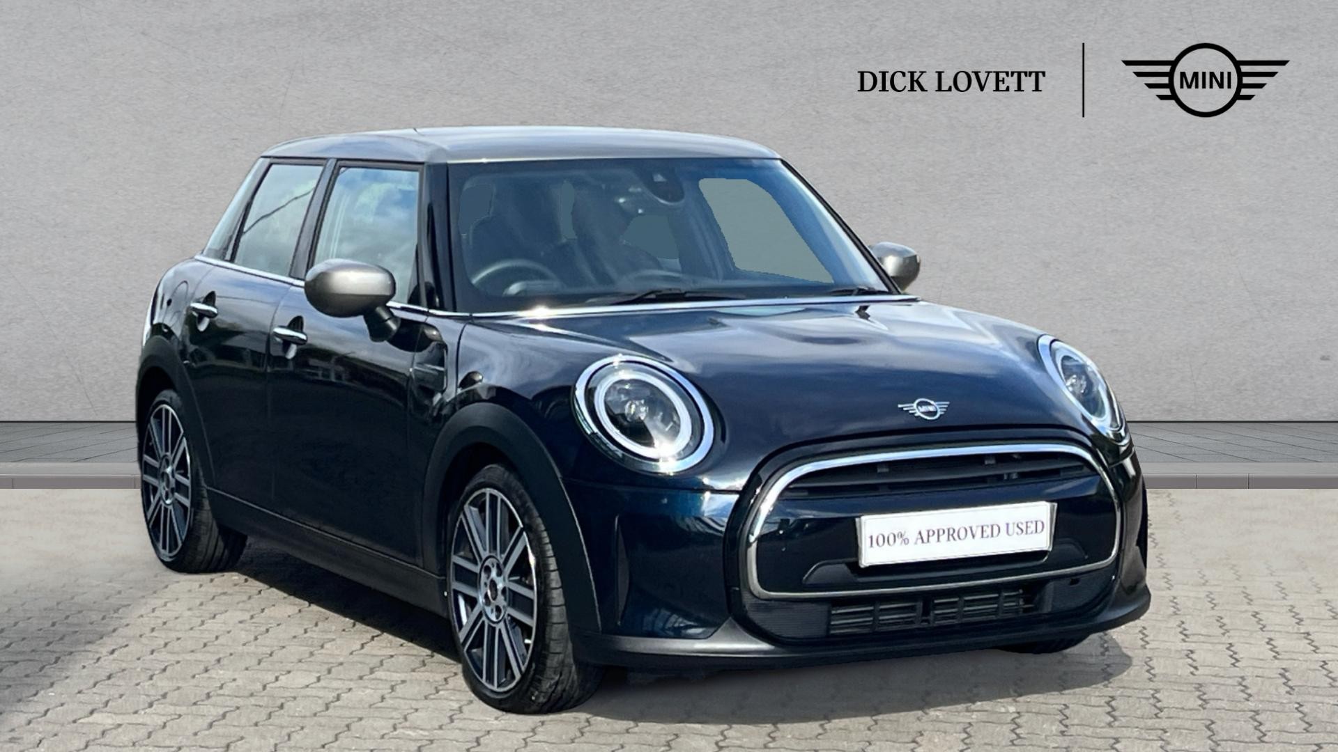Main listing image - MINI Hatchback 5dr