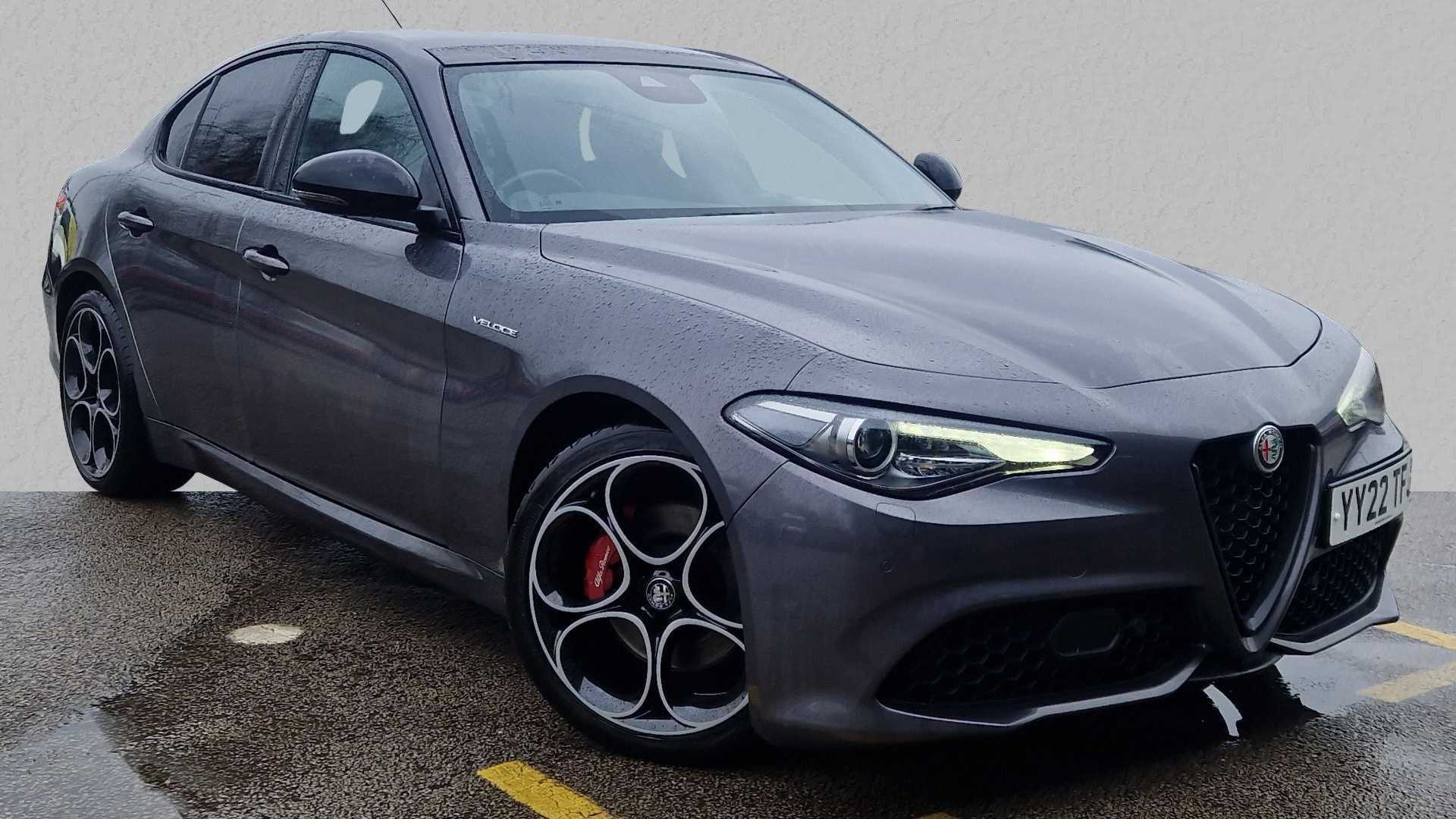 Main listing image - Alfa Romeo Giulia