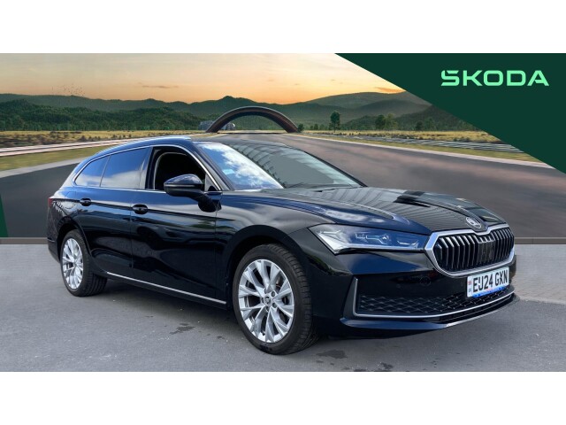 Main listing image - Skoda Superb Estate