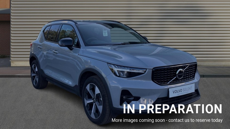 Main listing image - Volvo XC40