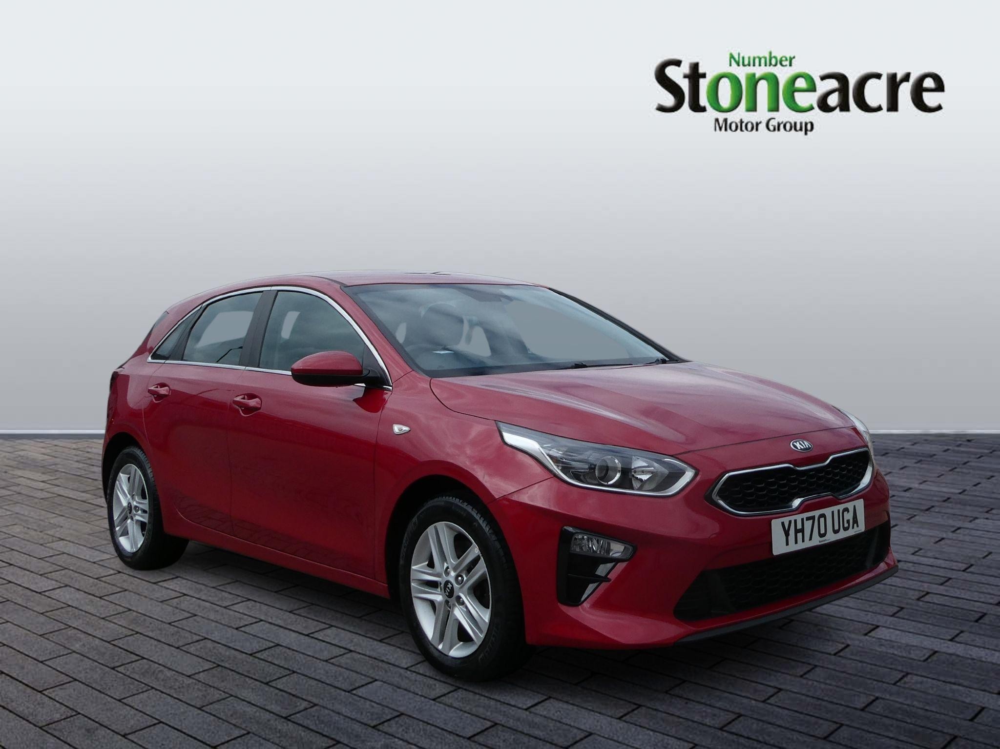Main listing image - Kia Ceed