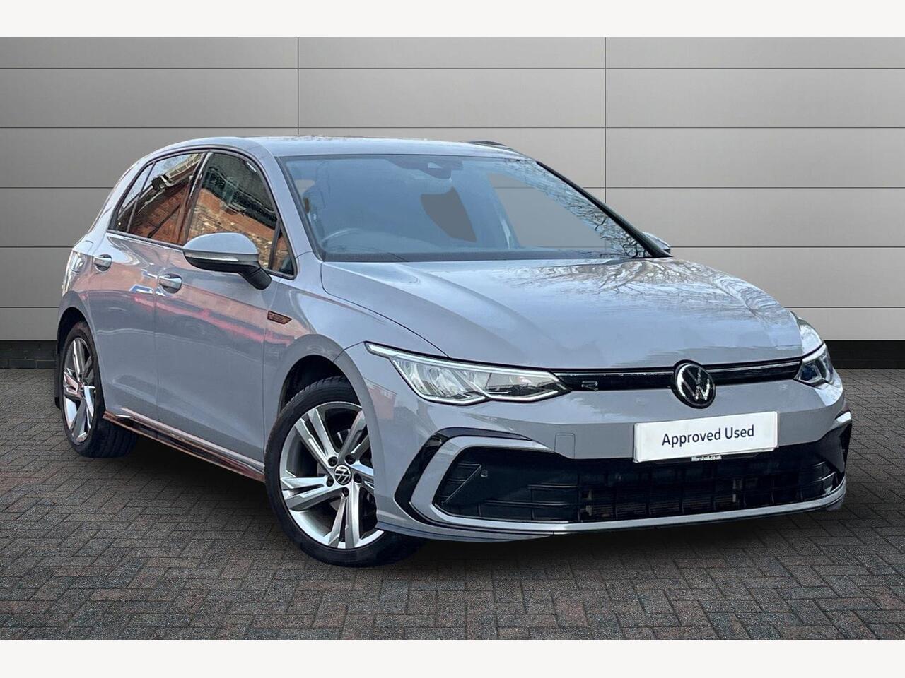 Main listing image - Volkswagen Golf