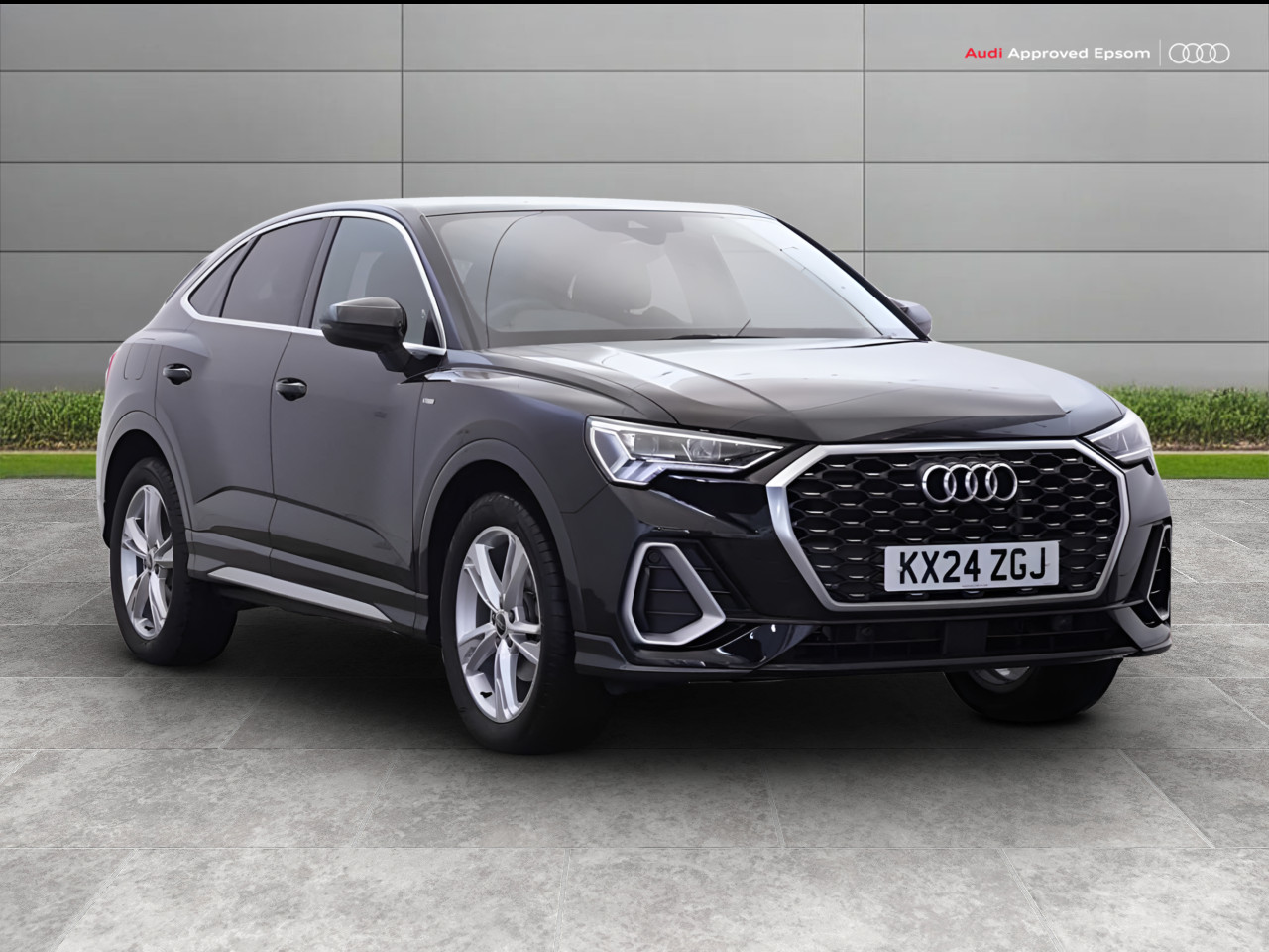 Main listing image - Audi Q3