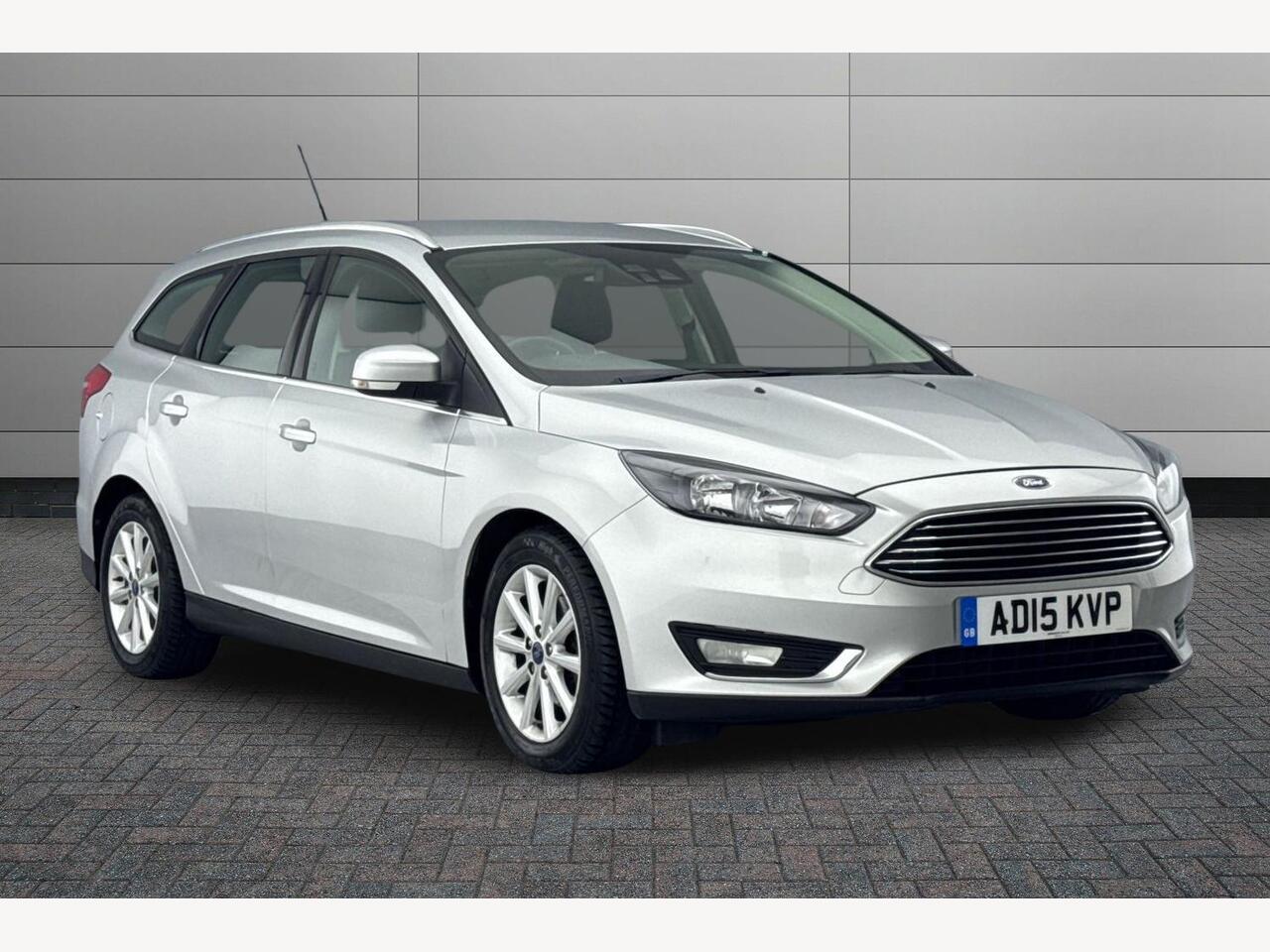 Main listing image - Ford Focus Estate
