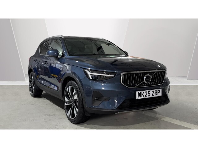 Main listing image - Volvo XC40