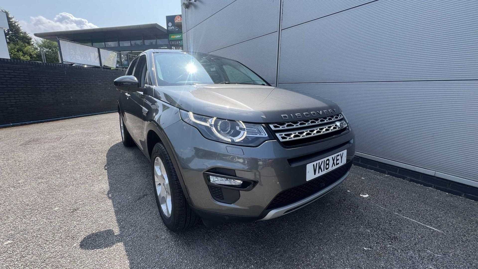 Main listing image - Land Rover Discovery Sport