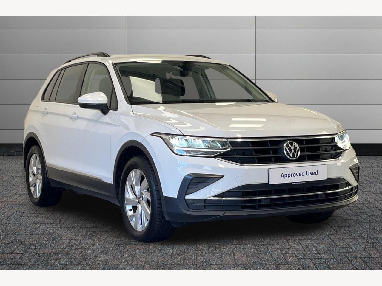 Main listing image - Volkswagen Tiguan