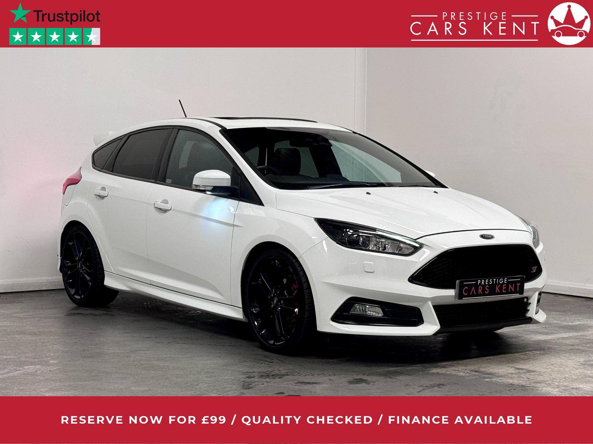 Main listing image - Ford Focus ST