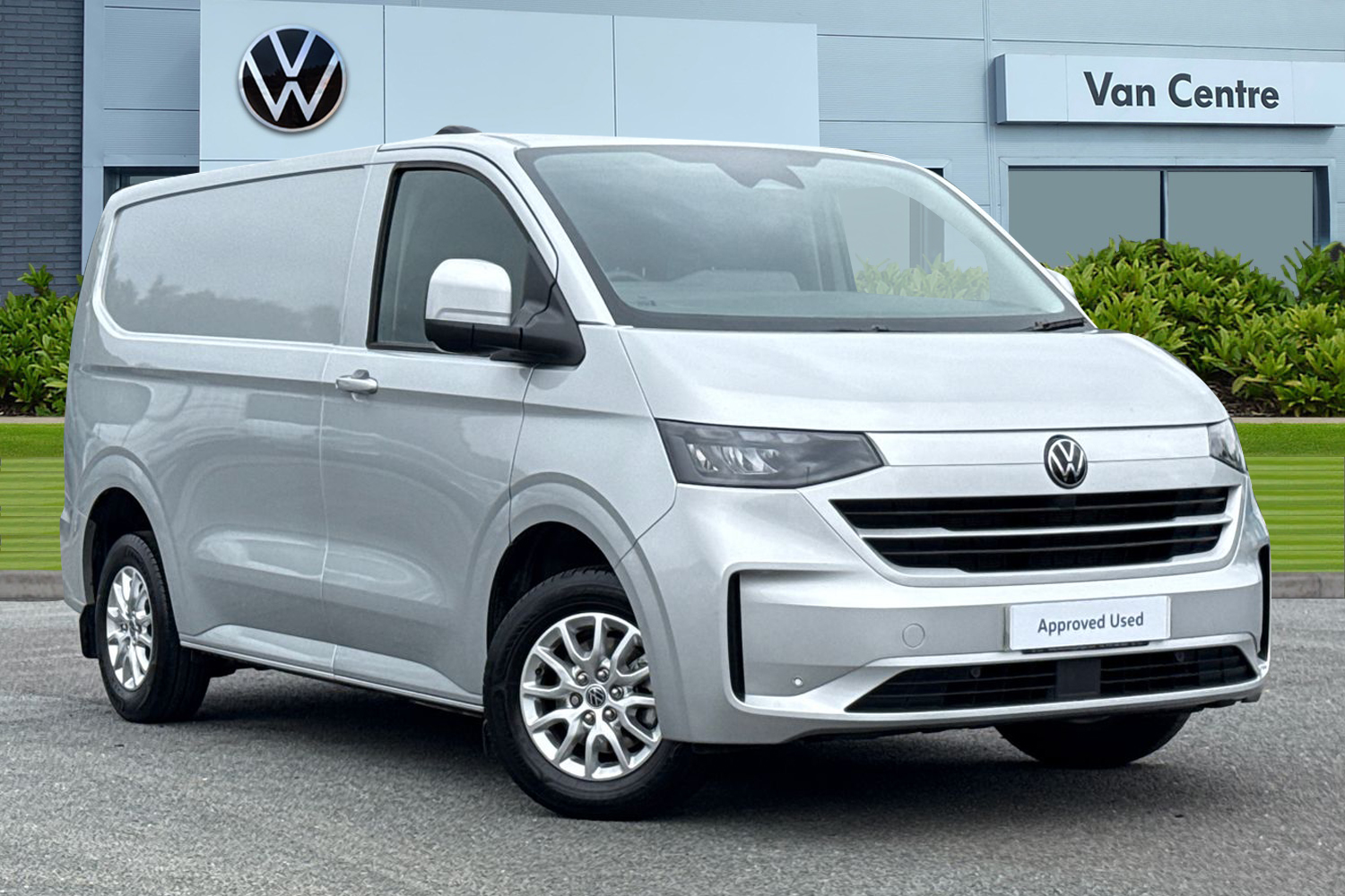 Main listing image - Volkswagen Transporter