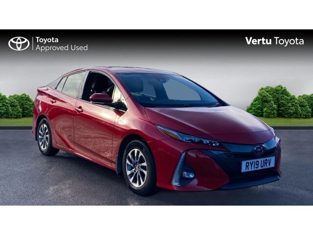 Main listing image - Toyota Prius Plug-In