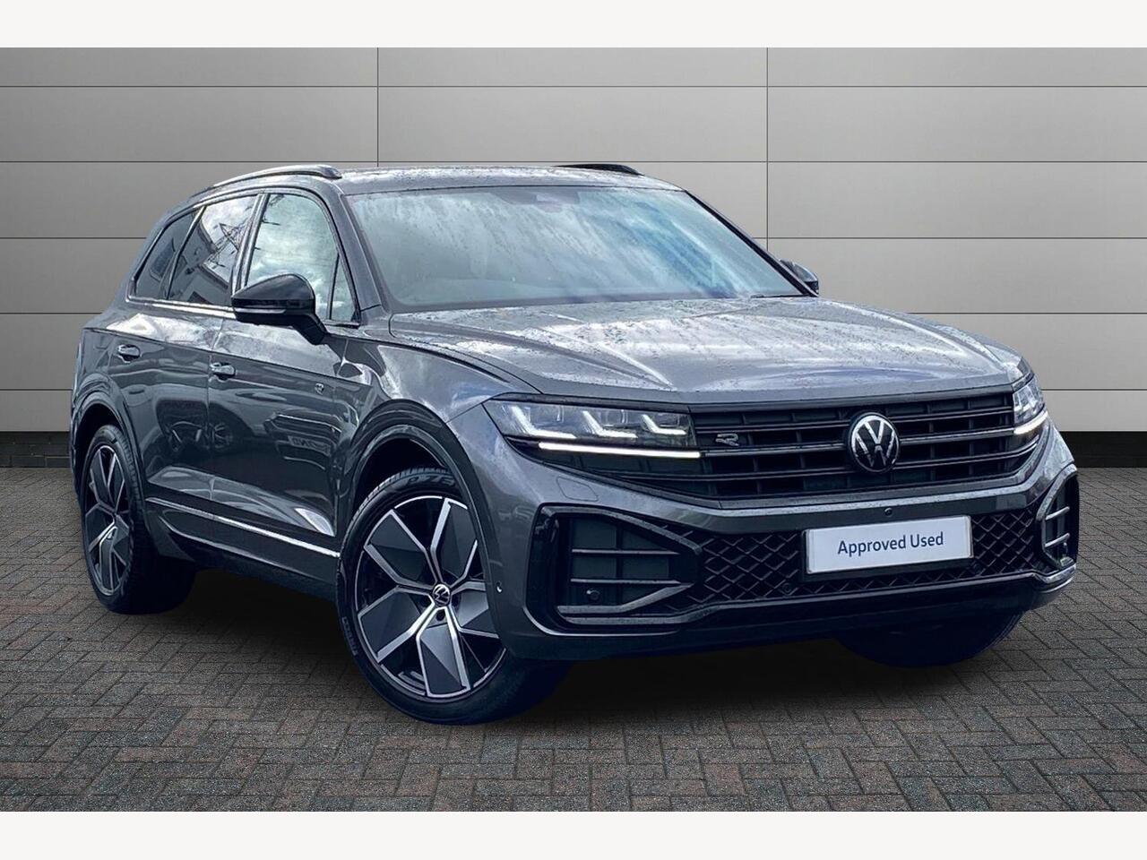 Main listing image - Volkswagen Touareg