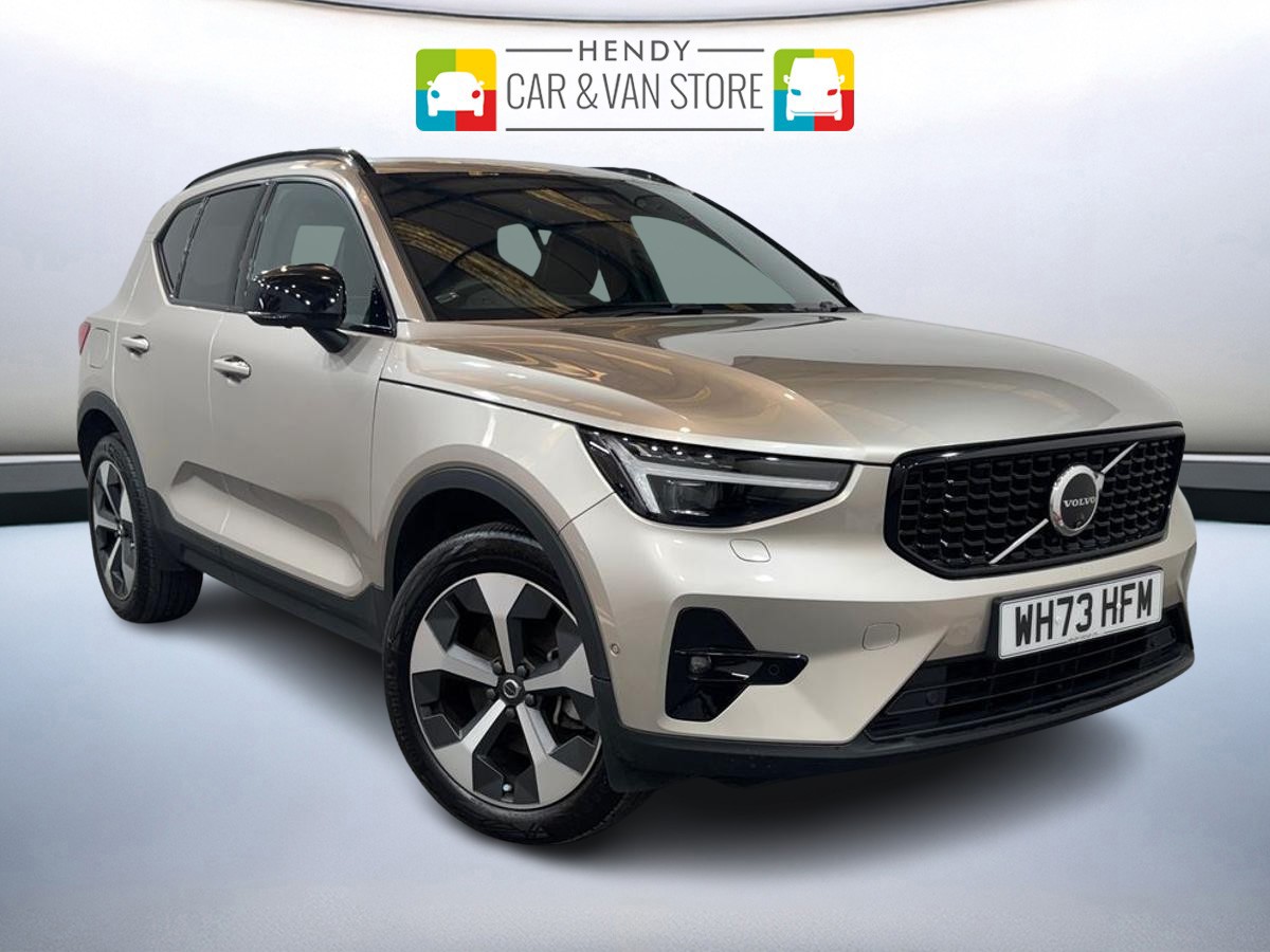 Main listing image - Volvo XC40