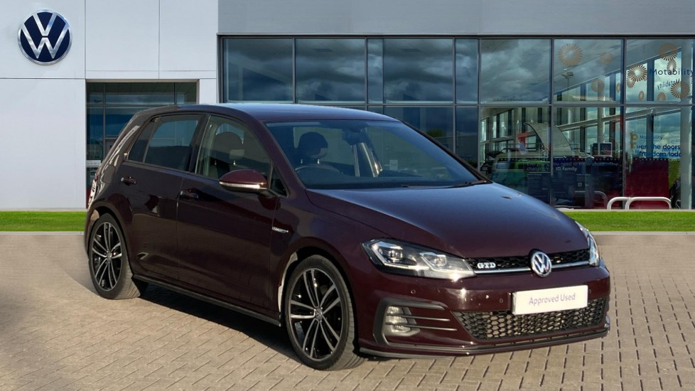 Main listing image - Volkswagen Golf