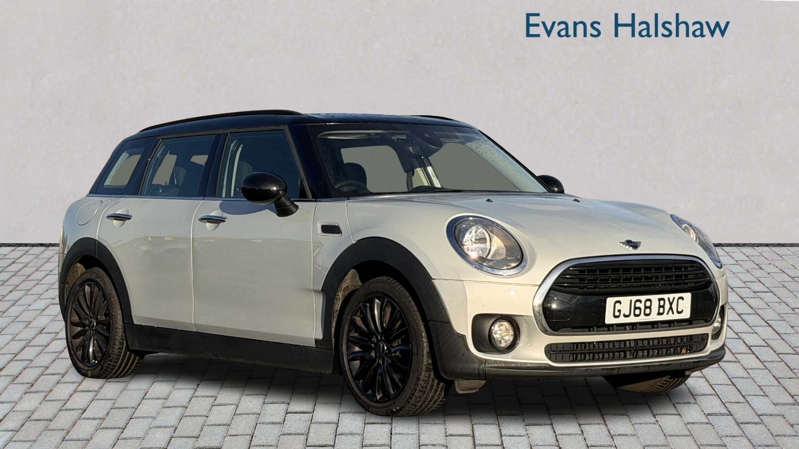 Main listing image - MINI Clubman