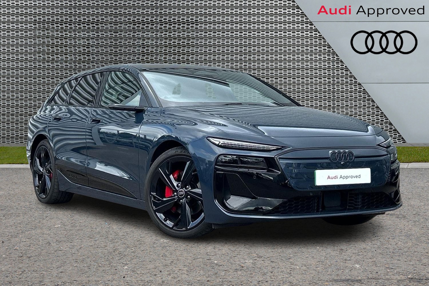 Main listing image - Audi e-tron